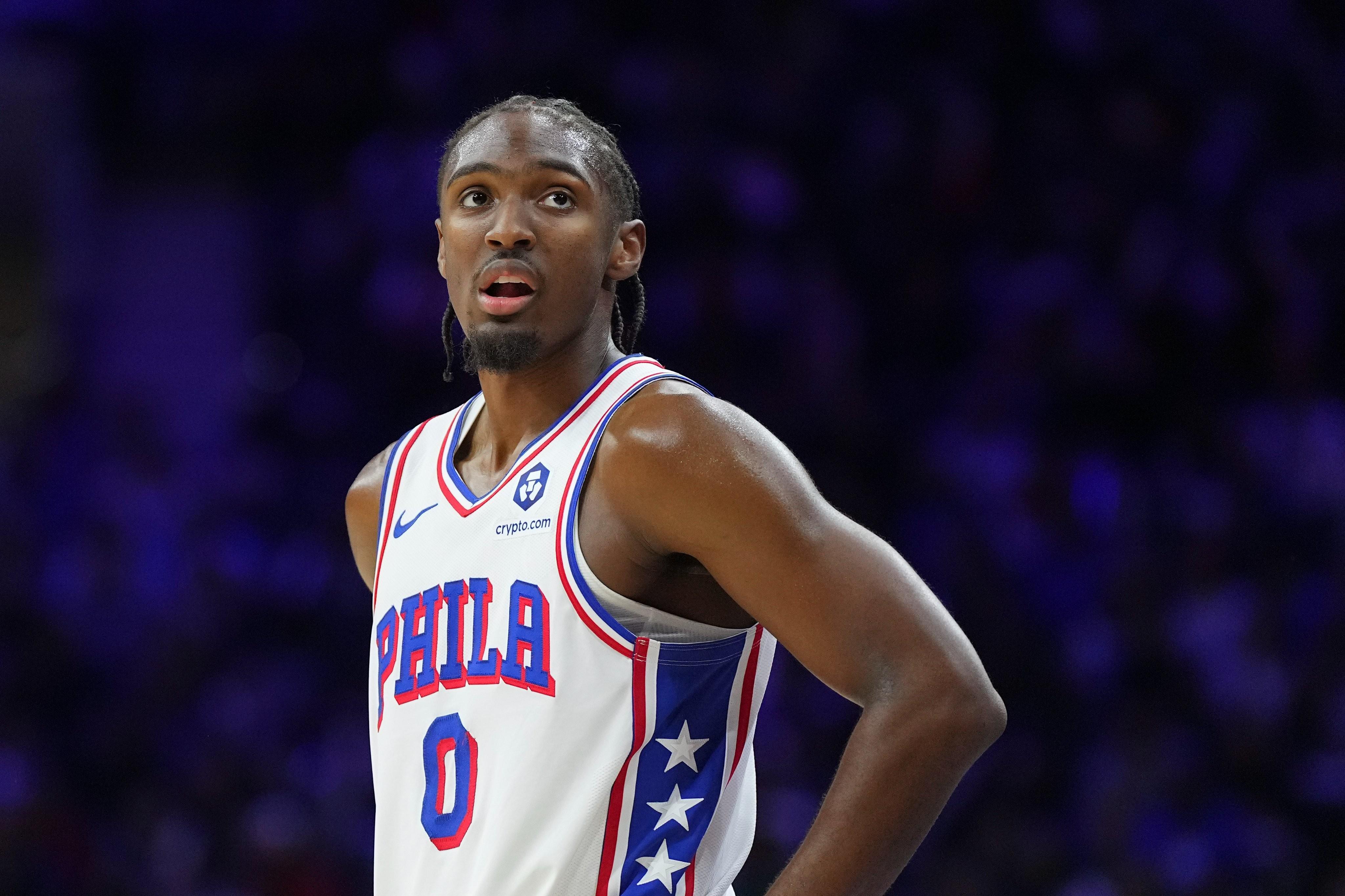 开云体育官网-NBA常规赛场均出场时间前十：马克西38分钟领衔，火箭三人入选